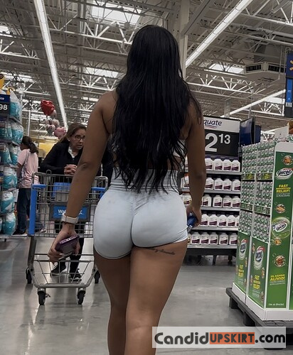Fit petite Latina in tight gym shorts + face shots (OC) - Photo 14