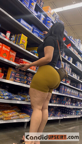Insanely Thick Latina Milf In Biker Shorts - Photo 3