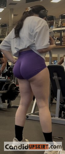 Insane Gym Latina in Purple Spandex (personal favorite) - Photo 2