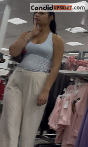 Sexy girl at target in crop top (oc) - Photo 1