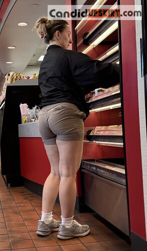 Bent over gas station worker in tight khaki shorts (oc + gifs) - Photo 11